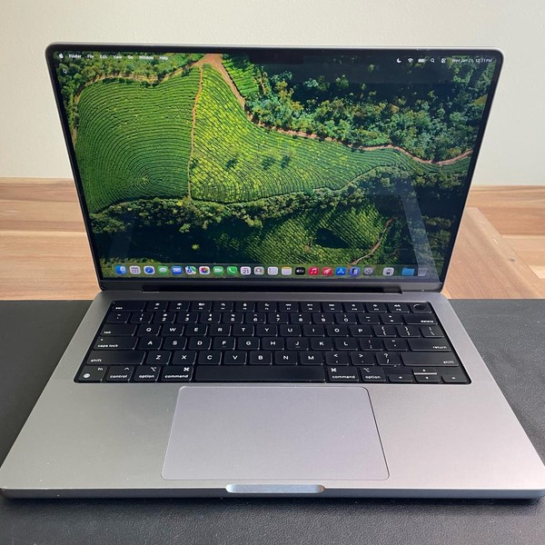 MacBook Pro 2021 - 14 inch - Apple M1 Pro 10-core, Gray, 512 GB, 16 GB