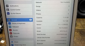 Good
													Apple iPad Mini 2 Retina - Unlocked, White, 16 GB, photo 3 of 5
