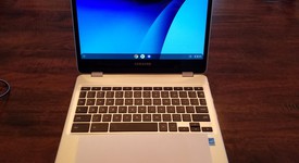 Good
													Samsung Chromebook Plus - Silver, 32 GB, 4 GB, v1, photo 3 of 5