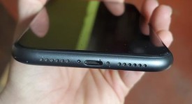 Mint
													Apple iPhone 11 - Unlocked, Black, 64 GB, A2111, photo 5 of 9