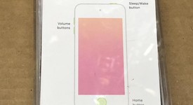 Mint
													Apple iPod Touch 7th Gen - Wi-Fi, Silver, 32 GB, photo 1 of 7