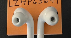 Used
													Apple AirPods Pro 2nd Gen - USB-C, photo 4 of 5