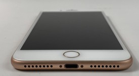 Good
													Apple iPhone 8 Plus - Unlocked, Gold, 64 GB, A1897, GSM, photo 5 of 8