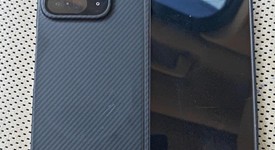 Good
													Google Pixel 9 Pro Fold - Unlocked, Porcelain, 256 GB, GGH2X, photo 3 of 9