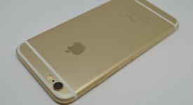 Good
													Apple iPhone 6 - Unlocked, Gold, 64 GB, A1549, photo 4 of 10