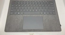 Good
													Microsoft Surface Laptop 5 - I5, Platinum, 256 GB, 8 GB, 13.5", photo 3 of 11