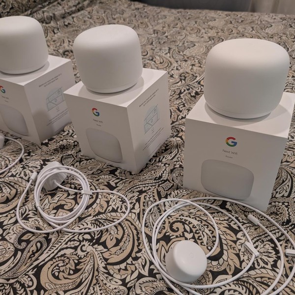 Google Nest WiFi Mesh Router - Snow, 3-Pack