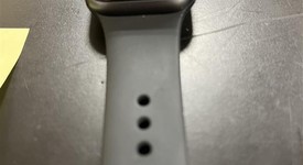Fair
													Apple Watch SE 1st Gen 40mm - Unlocked, Gray, A2353 - Cellular, Aluminum, photo 5 of 7