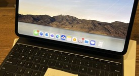 Mint
													Apple iPad Pro 13" (M4) 2024 - Unlocked, Black, 2 TB, 16 GB, A2926, Nano-texture Glass, photo 1 of 14