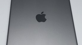 Good
													Apple iPad Pro 9.7" - Wi-Fi, Gray, 32 GB, A1673, photo 3 of 8