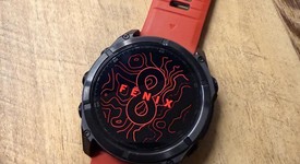 Good
													Garmin Fenix 8 - Carbon, AMOLED, photo 3 of 10