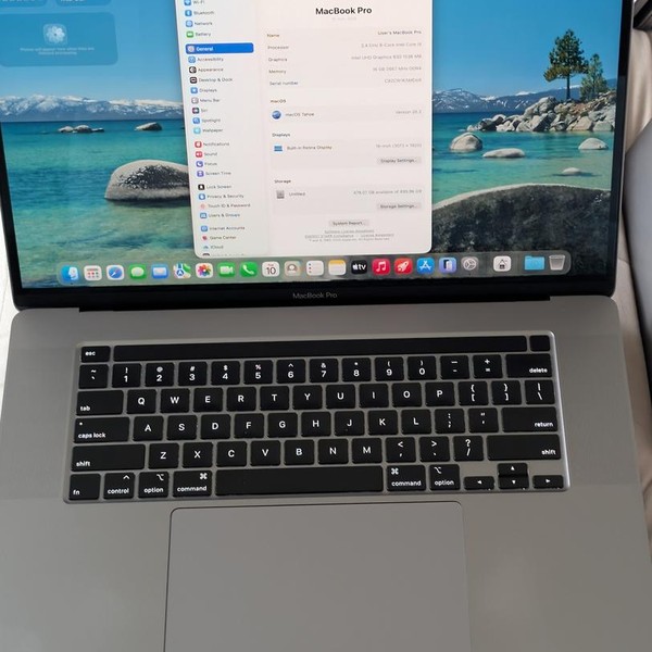 MacBook Pro 2019 - 16 inch - 512 GB, Gray, 16 GB, Intel Core i9