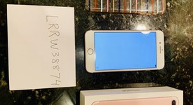 Good
													Apple iPhone 7 Plus - Sprint, Rose Gold, 32 GB, A1661, photo 4 of 6