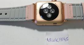 Good
													Apple Watch Series 3 38mm - Unlocked, Gold, A1860, Aluminum, photo 4 of 5
