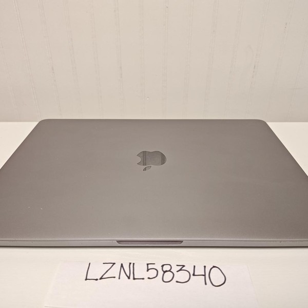 MacBook Pro 2020 - 13 inch - 256 GB, Gray, 8 GB, Intel Core i5
