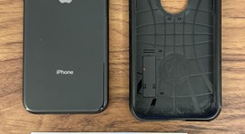 Mint
													Apple iPhone Xr - Unlocked, Black, 64 GB, A1984, photo 3 of 7