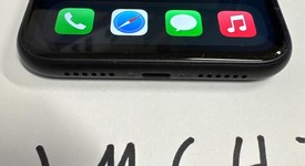 Good
													Apple iPhone Xr - Unlocked, Black, 64 GB, A1984, photo 2 of 10