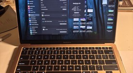 Good
													MacBook Air 2020 - 13" - Apple M1, Gold, 256 GB, 8 GB, photo 1 of 4