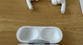 Used
													Apple AirPods Pro 2 - USB-C, photo 2 of 5