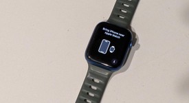 Mint
													Apple Watch Series 7 45mm - Unlocked, Blue, A2477 - Cellular, Aluminum, photo 5 of 7