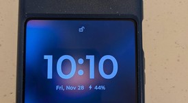 Mint
													Motorola Razr (2025) - T-Mobile, Blue, 256 GB, 8 GB, photo 5 of 16