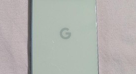 Mint
													Google Pixel 9 - Unlocked, Wintergreen, 128 GB, 12 GB, G2YBB, photo 3 of 7