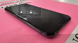 Good
													Apple iPhone Xs - Unlocked, Gray, 64 GB, A1920, photo 5 of 13