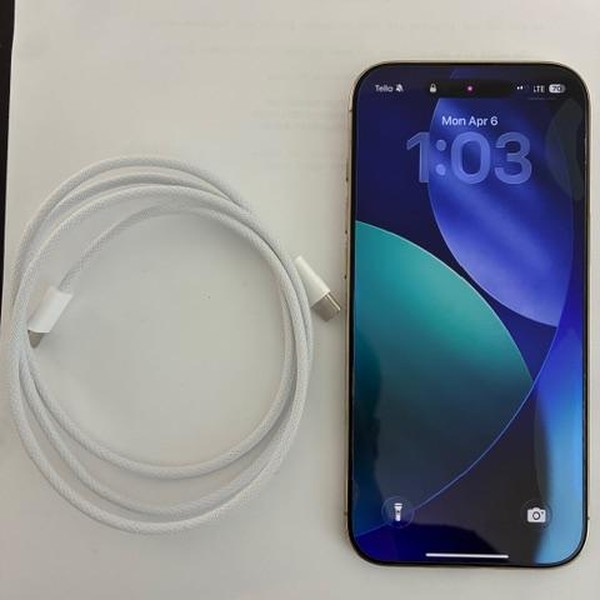 Apple iPhone Air - Unlocked, 256 GB, Light Gold, A3260