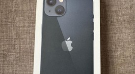 New
													Apple iPhone 13 - TracFone, Midnight, 128 GB, A2482, photo 3 of 5