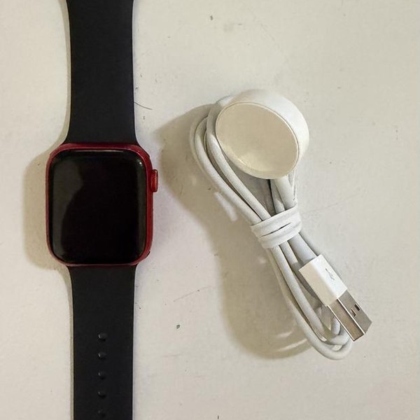 Apple Watch Series 9 41mm - Red, A2978 - GPS, Aluminum