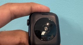 Good
													Apple Watch SE 2nd Gen 44mm - Unlocked, Midnight, A2727 - Cellular, Aluminum, photo 2 of 6