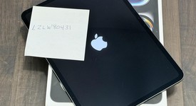 Good
													Apple iPad Pro 11" (M4) 2024 - Unlocked, Black, 256 GB, 8 GB, A2837, Standard Glass, photo 3 of 12