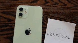 Good
													Apple iPhone 12 - Verizon, Green, 64 GB, A2172, photo 3 of 7