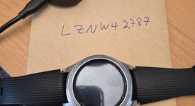 Mint
													Samsung Gear S3 - Black & Silver, Classic, photo 2 of 8