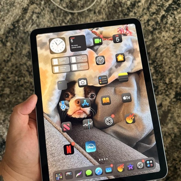 Apple iPad Air 4th Gen - Wi-Fi, 64 GB, Sky Blue, A2316