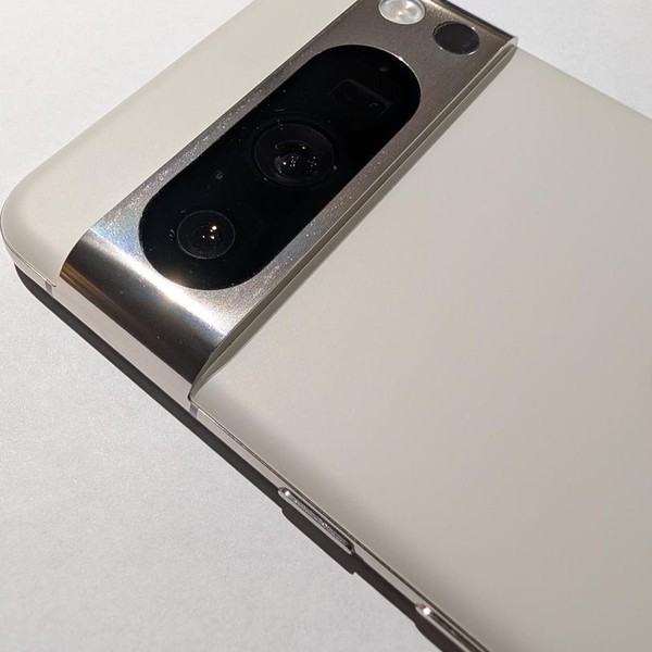 Google Pixel 8 Pro - Unlocked, 128 GB, Porcelain, 12 GB, G1MNW, mmWave 5G