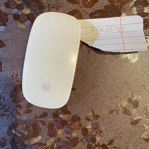 Apple Magic Mouse - White