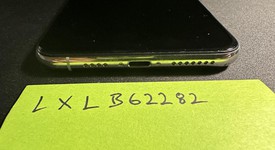 Fair
													Apple iPhone Xs Max - Unlocked, Silver, 512 GB, A1921, photo 5 of 17