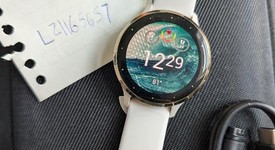 Mint
													Garmin Venu 3S - Ivory, photo 2 of 3