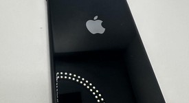 Mint
													Apple iPhone SE 3rd Gen 2022 - T-Mobile, Midnight, 128 GB, A2595, photo 4 of 8