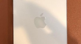 Mint
													Apple iPhone 15 Pro - Unlocked, White, 512 GB, A2848, photo 2 of 7