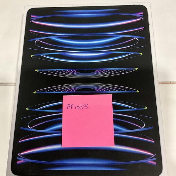 Apple iPad Pro 12.9 inch 6th Gen 2022 - Unlocked, Silver, 128 GB