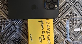 Mint
													Apple iPhone 16 Pro - Unlocked, Black, 128 GB, A3083, photo 4 of 10