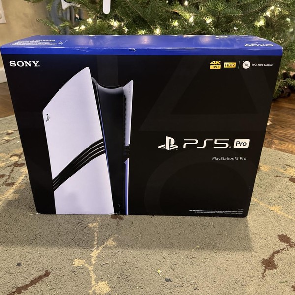PlayStation 5 Pro (2024) - White, 2 TB