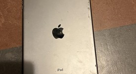Fair
													Apple iPad Air - Wi-Fi, Gray, 16 GB, photo 3 of 9