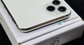 Good
													Apple iPhone 11 Pro Max - Unlocked, Silver, 64 GB, A2161, photo 4 of 5