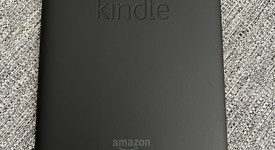 Mint
													Amazon Kindle Paperwhite - Amazon, Black, 2 GB, photo 3 of 7