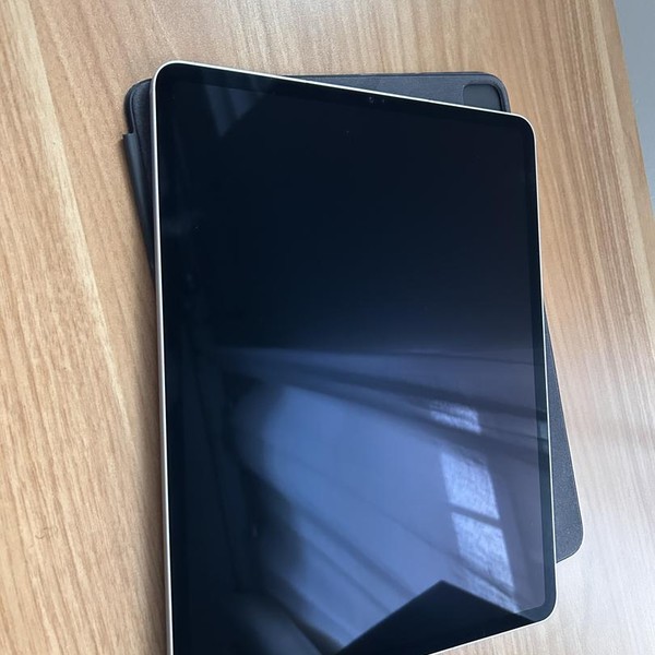 Apple iPad Pro 12.9 inch 5th Gen 2021 - Unlocked, 128 GB, Silver