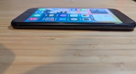 Good
													Apple iPhone SE 3rd Gen 2022 - Unlocked, Midnight, 128 GB, A2595, photo 4 of 13