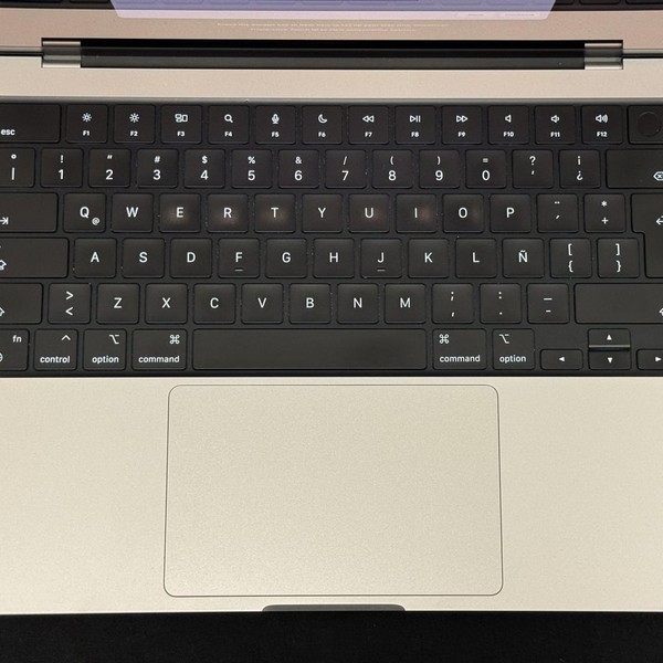 MacBook Pro 2023 - 14 inch - 512 GB, Silver, 16 GB, Apple M2 Pro 10-core